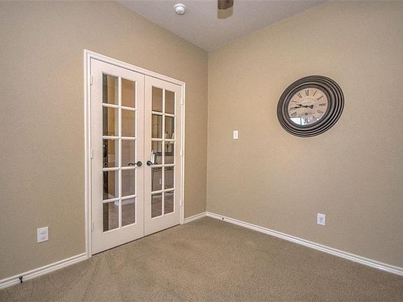 3rd image of 13811 Salmon Dr