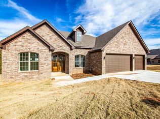 17304 Hollow Pine Dr, North Little Rock, AR 72120