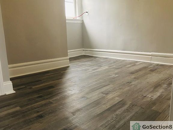 5th image of 869 S 15th St #3