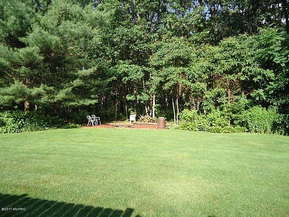 5th image of 273 W Towering Oaks Cir
