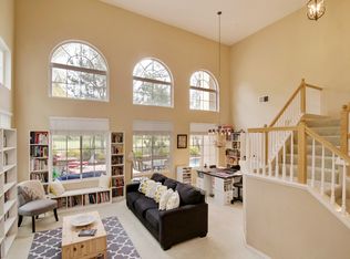 2402 Old Ranch Rd, Escondido, CA 92027