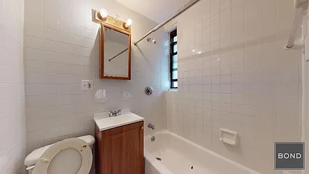Rented by Bond New York