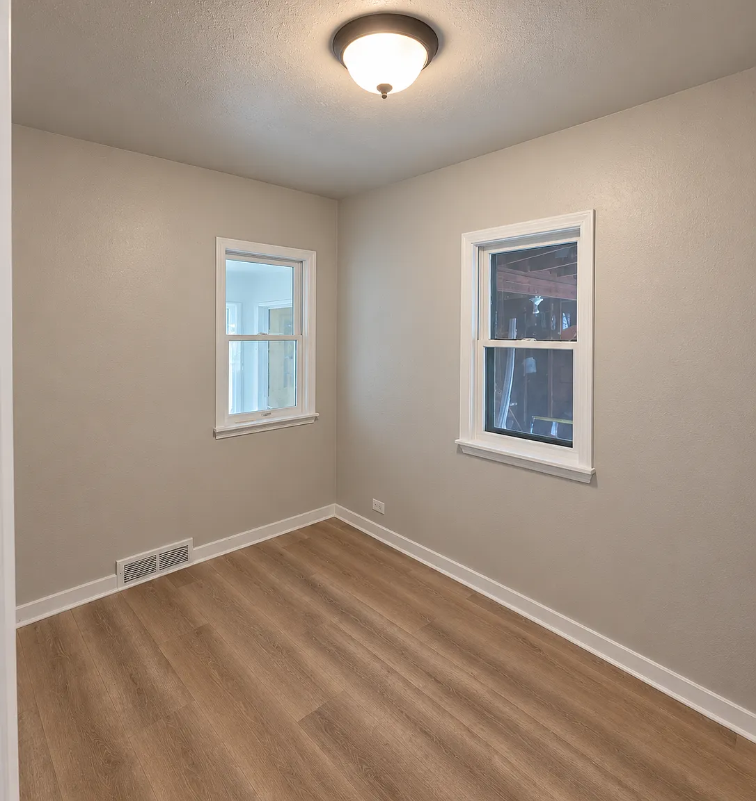 2 bed, $1,595 — Photo 4