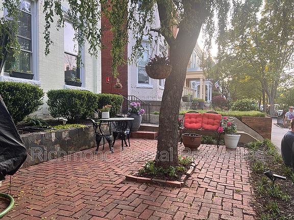 3rd image of 1601 Hanover Ave #1