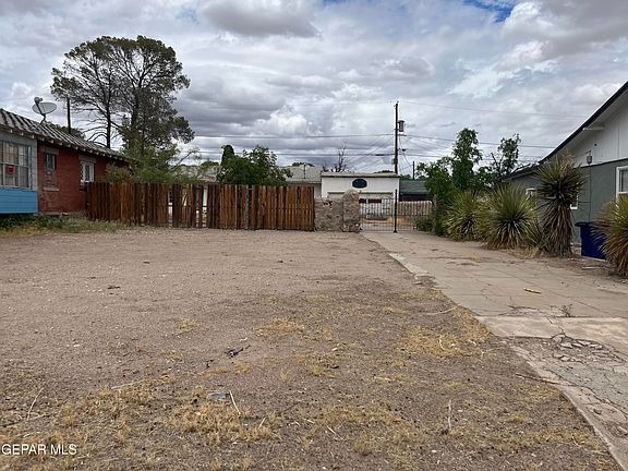 4th image of 3101 Douglas Ave