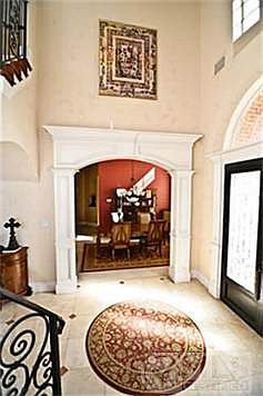 4th image of 3304 Guildford Ln