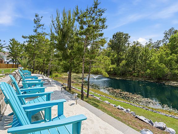 3rd image of 101 Hammock Oaks Blvd