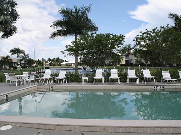 4th image of 4000 Bal Harbor Blvd #3