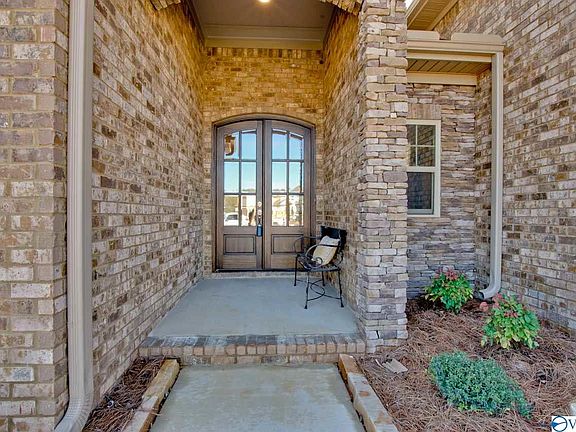 3rd image of 6015 Peach Pond Way