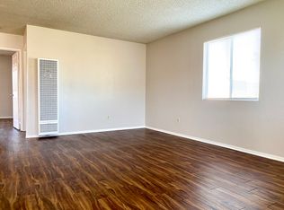 21330 Golden Hills Blvd APT D, Tehachapi, CA 93561