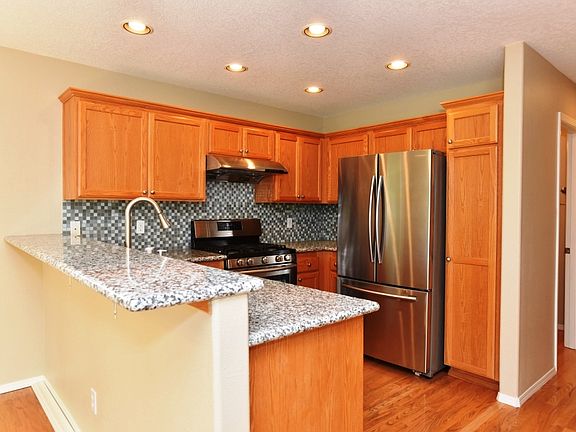 3rd image of 1241 NE Platt St