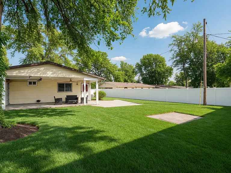 526 Impala Ln — Photo 26