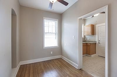 Studio McLean House Apartments