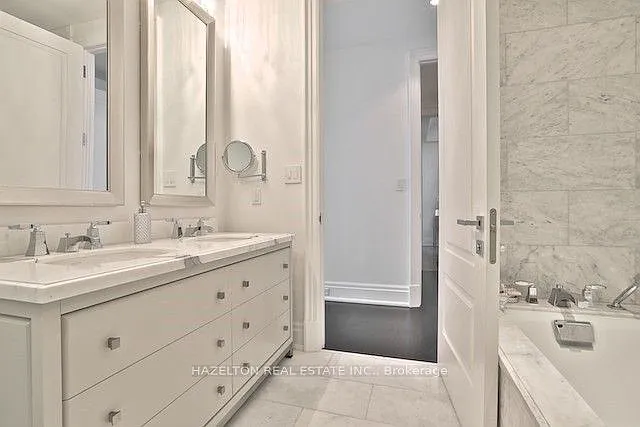 55 Scollard St #705 — Photo 18
