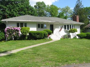 6 Crescent Dr, Lake Hopatcong, NJ 07849