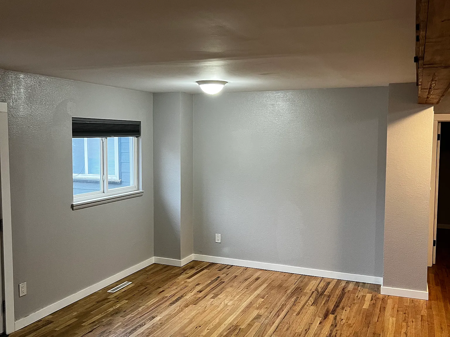 2 bed, 950 sqft, $1,700 — Photo 2