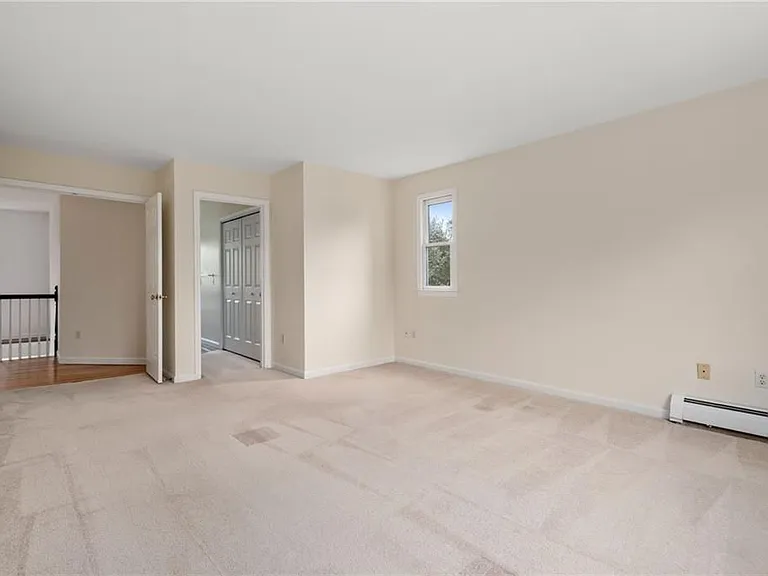 43 Bluegrass Dr — Photo 24