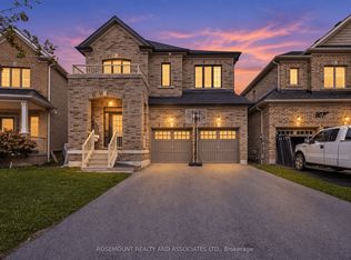 11 Albert Christie St, Clarington, ON L1C 0T5