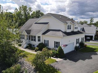6 Riverboat Ln, Waterford, NY 12188