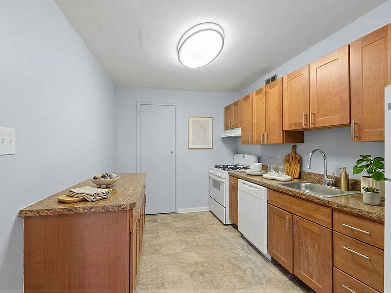Metropolitan Wynnefield — Photo 9