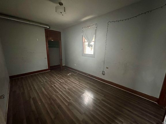4th image of 615 N 3rd Ave