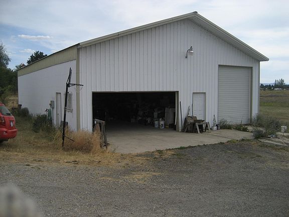 40' x 60' shop w/12' door