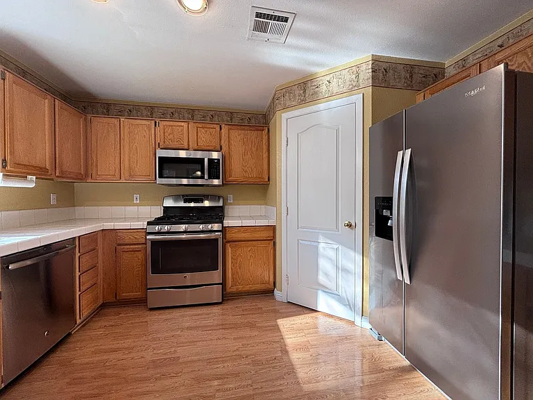 2141 Birch Gray Dr — Photo 12
