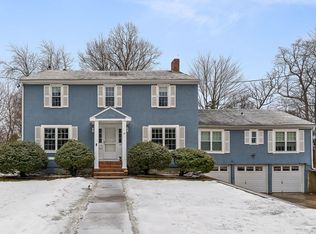 19 Woodlawn Rd, Burlington, VT 05408