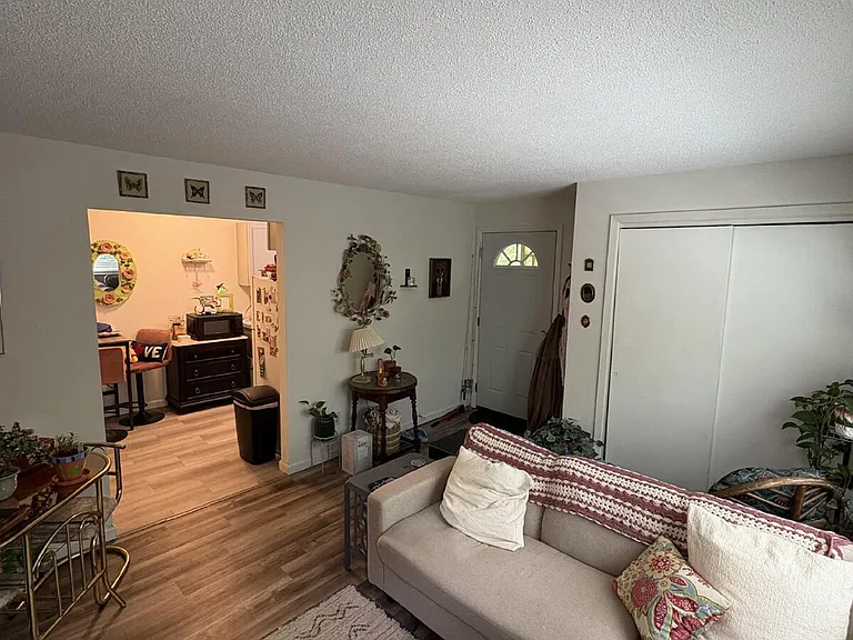 1026 Southpark Dr #2-A — Photo 3