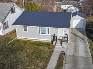 424 12th Ave W, Williston, ND 58801