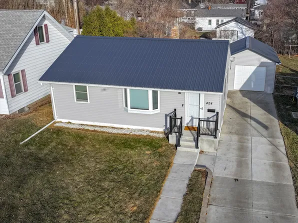 424 12th Ave W, Williston, ND 58801