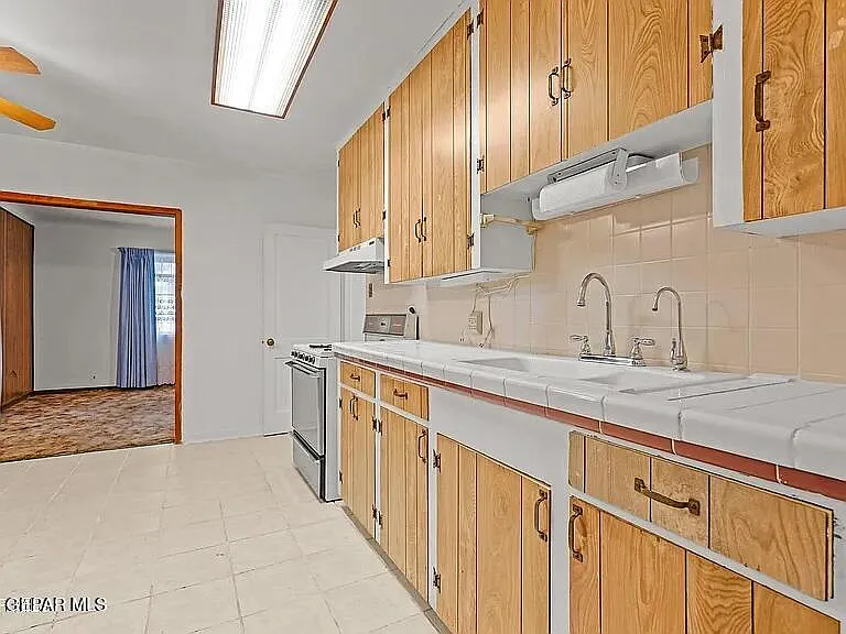 3222 Frankfort Ave #A — Photo 5