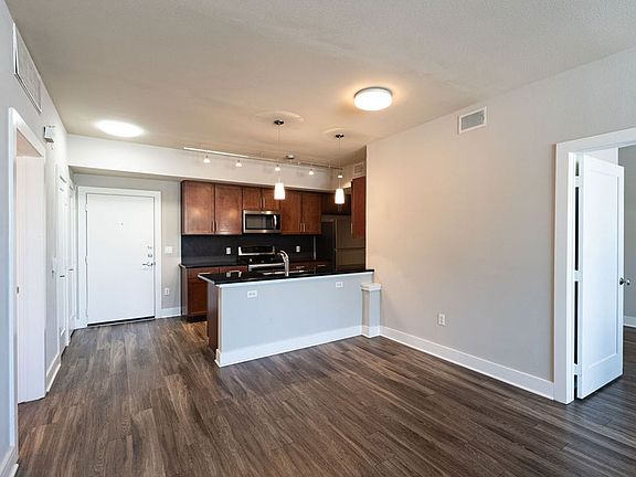 4th image of 3016 Guadalupe St APT 208