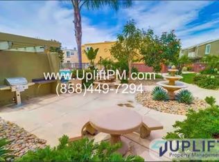 5402 Balboa Arms Dr Unit 305, San Diego, CA 92117