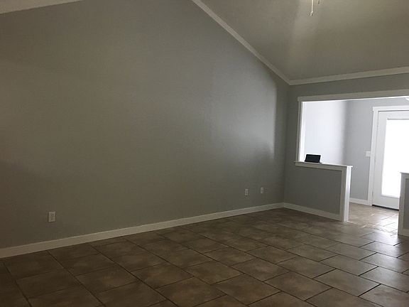 5th image of 2522 Michigan Ct