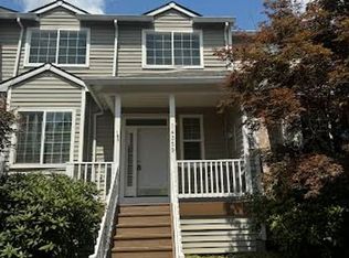 14359 SE Oregon Trail Dr, Clackamas, OR 97015
