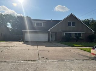 2615 Raspberry Ln, Pasadena, TX 77502