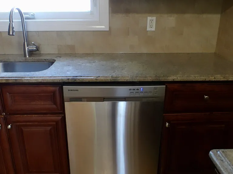 5175 Amboy Rd #2 — Photo 12