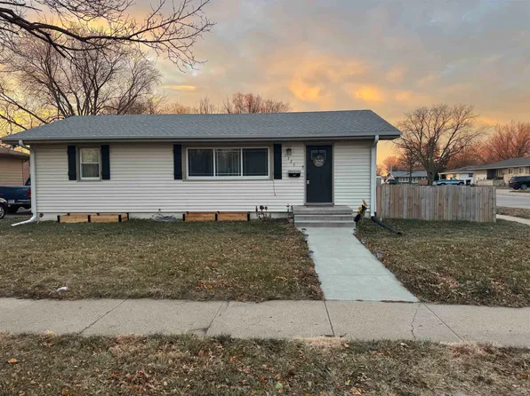 1323 Taylor Ave, Norfolk, NE 68701