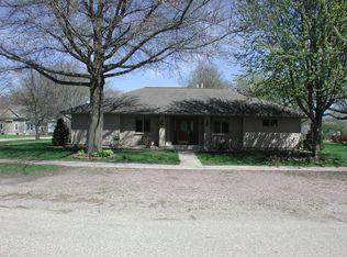 210 N Adams St, Everly, IA 51338
