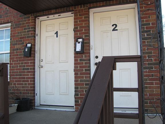 2nd image of 2308 Auburn St