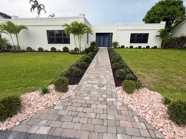 1210 Bimini Ln, Riviera Beach, FL 33404