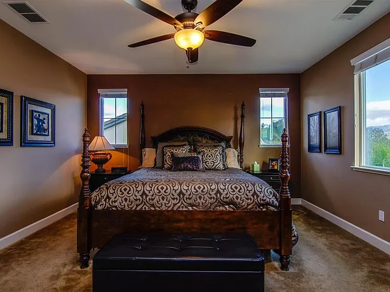 550 Bel Air Way — Photo 12
