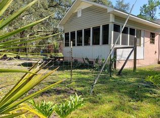93 Normans Way, Panacea, FL 32346