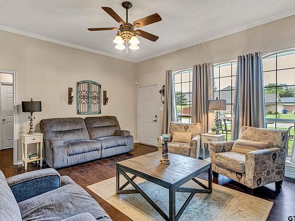 5th image of 114 Bluebird Ln