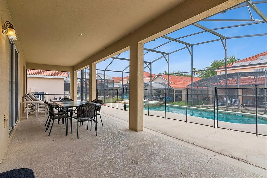 6 bed, 5.5 bath, 2771 sqft, $3,900 — Photo 4