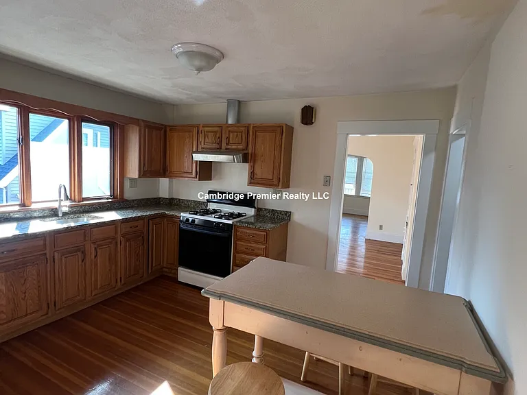 382 Beale St #2 — Photo 17