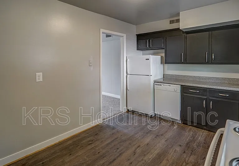 5423 Remuda Dr #2 — Photo 9