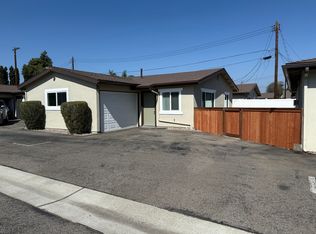 2207 Canyon Dr APT B, Costa Mesa, CA 92627