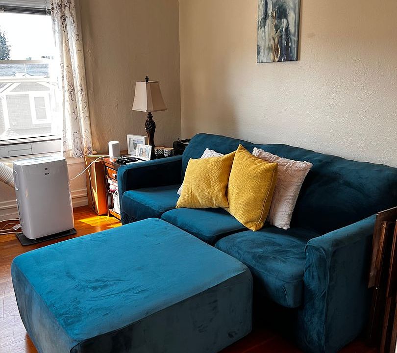 1st image of 1522 1st Ave W APT 402